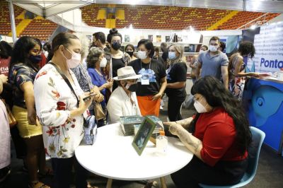 Ponto do Autor: espaço promove reencontro do público com escritores paraenses na 24ª Feira Pan-Amazônica do Livro e das Multivozes