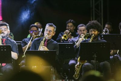 Amazônia Jazz Band participa das celebrações de um ano da Usipaz Antônia Correa com concerto