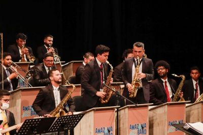 Amazônia Jazz Band leva ritmos do Pará e surpresas ao palco do Theatro da Paz