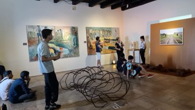 Casa das Onze Janelas recebe exposição ‘SOLOS’ e oficinas de pintura