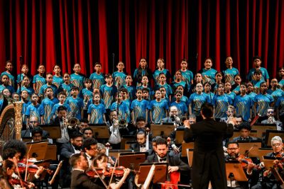 Espetáculo celebra a vida e a trajetória da professora Glória Caputo no Theatro da Paz