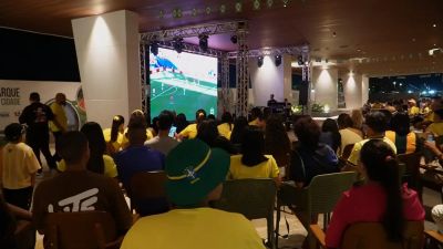Público marcou presença no Parque da Cidade para assistir à primeira partida do Brasil pela Copa do Mundo